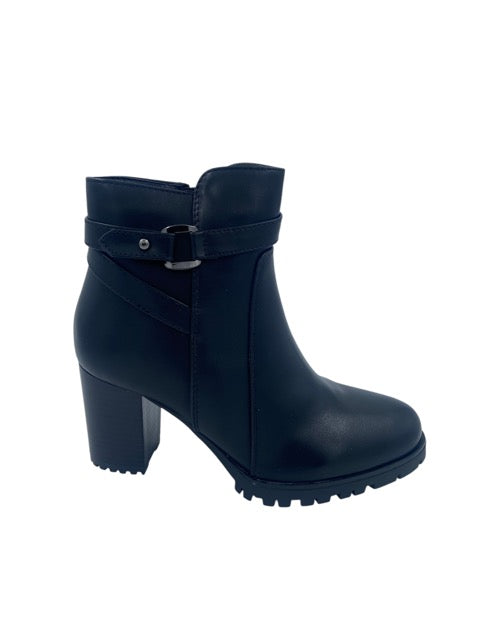 BOTINES CON TACON 2580