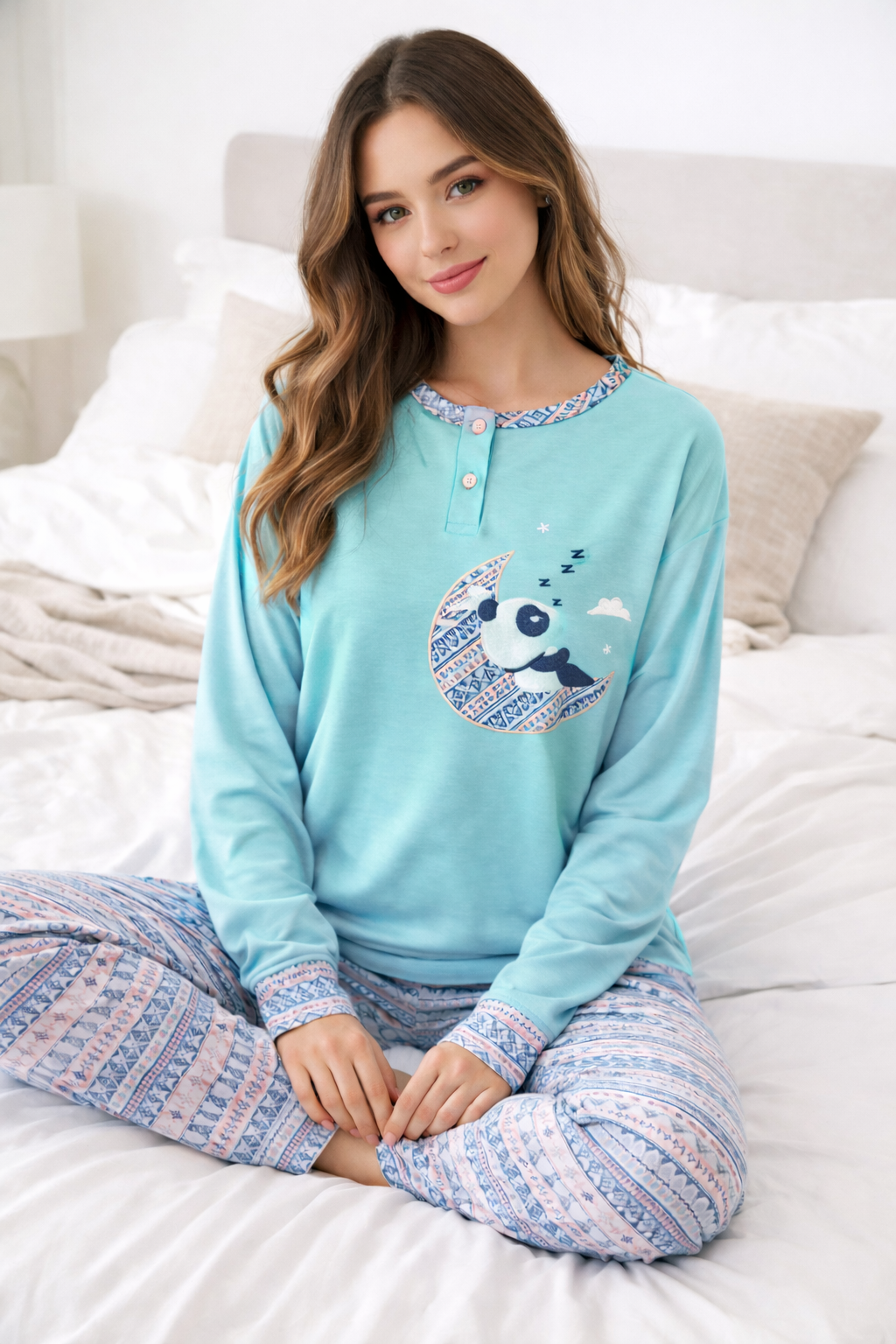 Pijama de Mujer Rosa con Panda – Conjunto de Manga Larga Súper Cómodo XH22109
