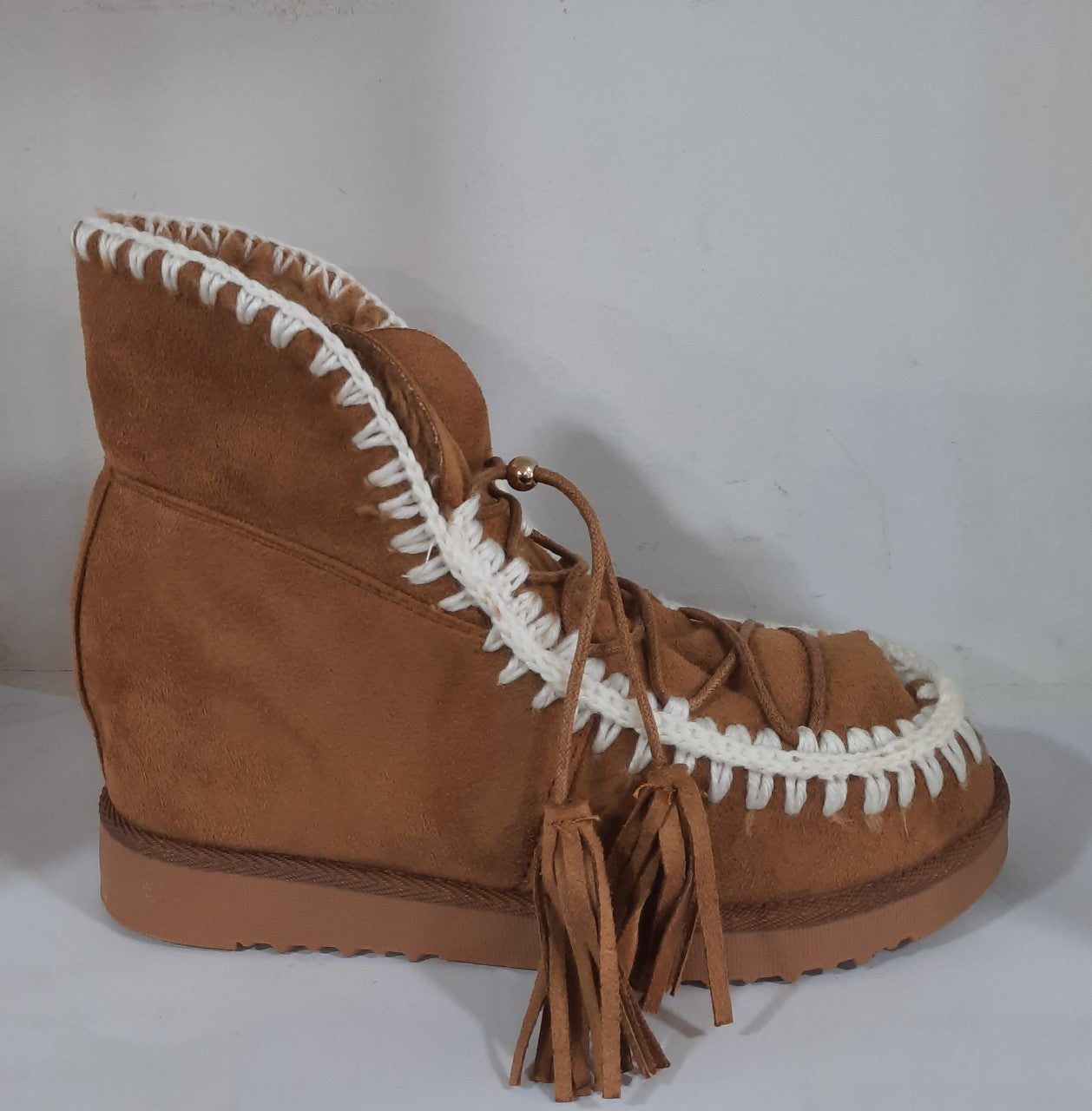 Botines de Pelo Camel Estilo Invernal – Súper Abrigados y Cómodos
89-09