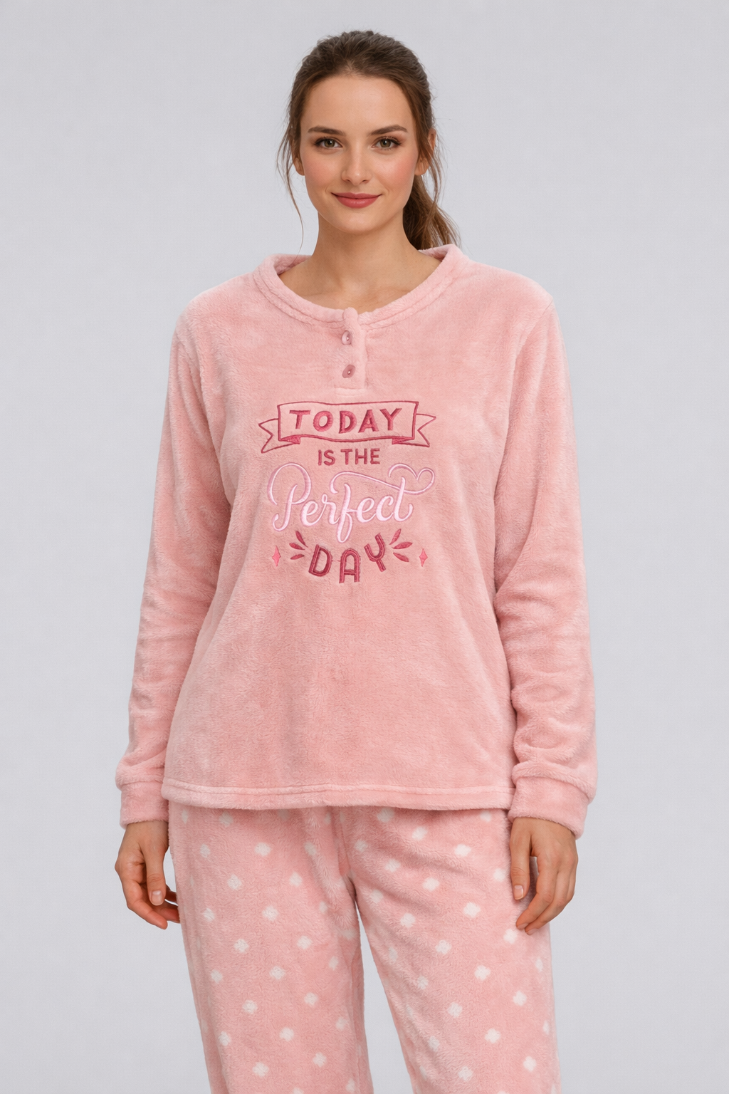 Pijama de Mujer Polar Rosa Extra Suave – Conjunto de Invierno Cómodo “Perfect Day”J1772