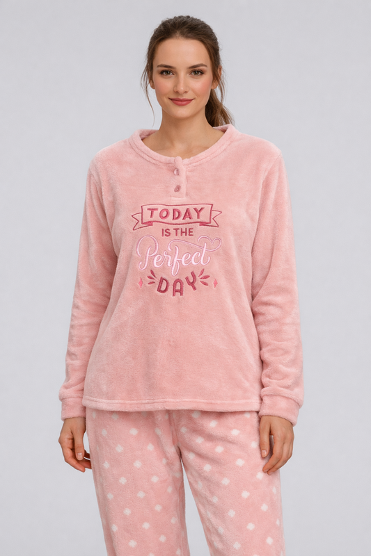 Pijama de Mujer Polar Rosa Extra Suave – Conjunto de Invierno Cómodo “Perfect Day”J1772