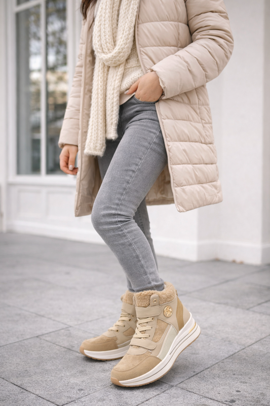 🤍 Deportivas Beige de Mujer con Forro de Pelo y Plataforma
 A-96