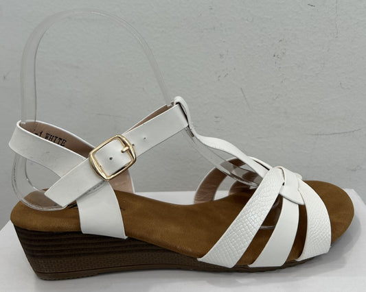 SANDALIA CON CUÑA 11-1