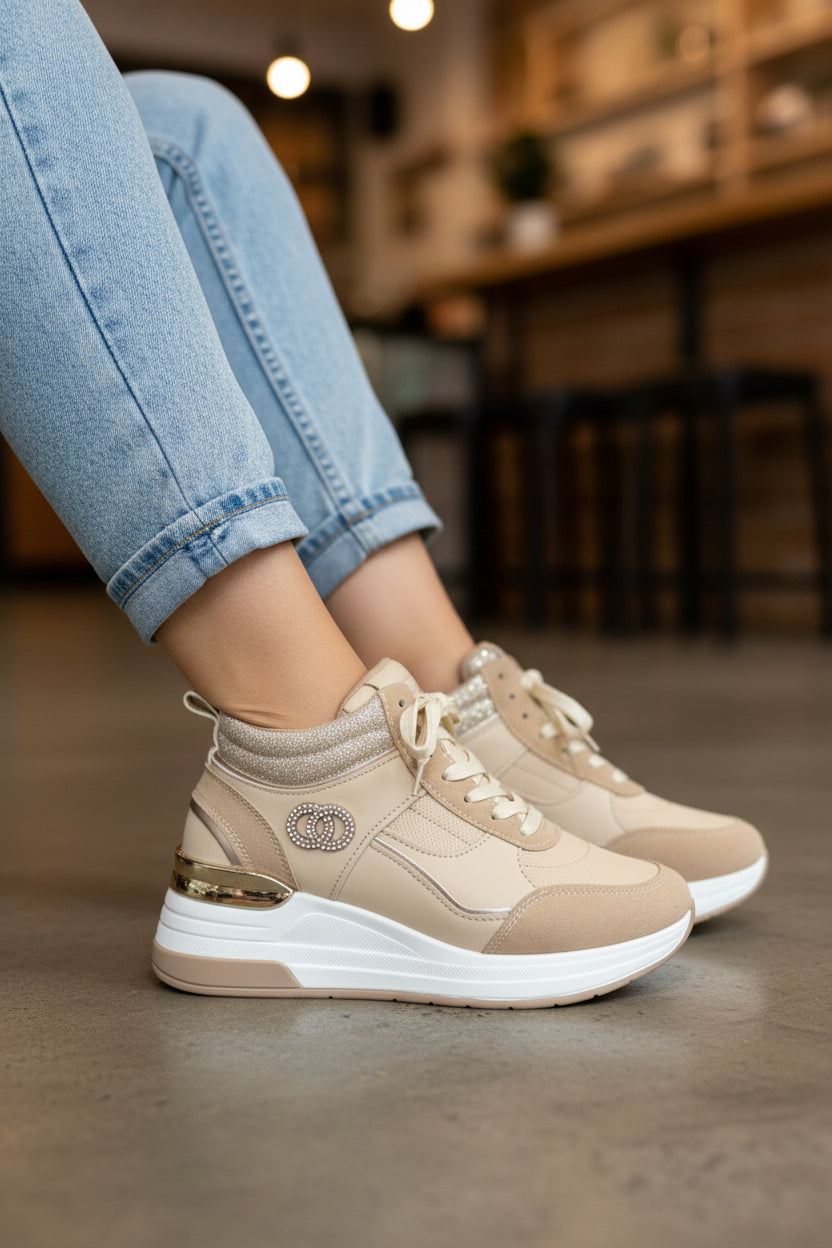 Deportiva Abotinada Beige con Brillos AAO-YD7933-17