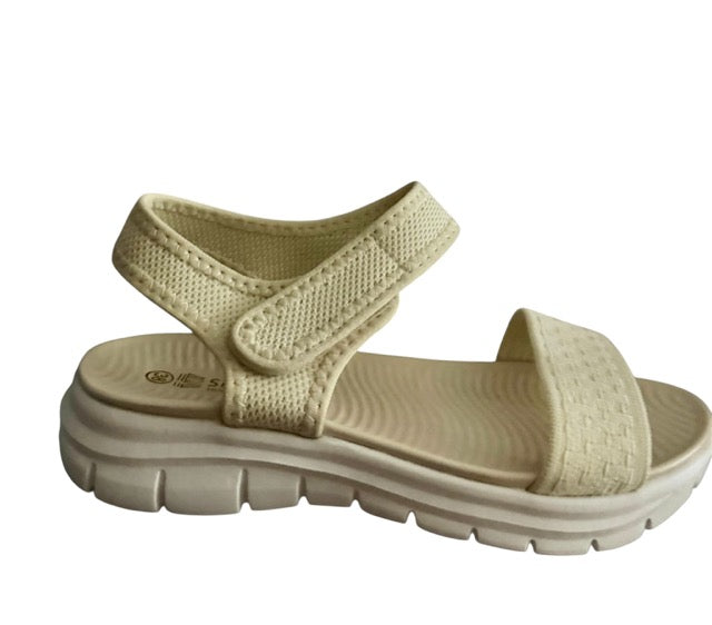 SANDALIA DE TELA CON BELCRO 3875-2Y4