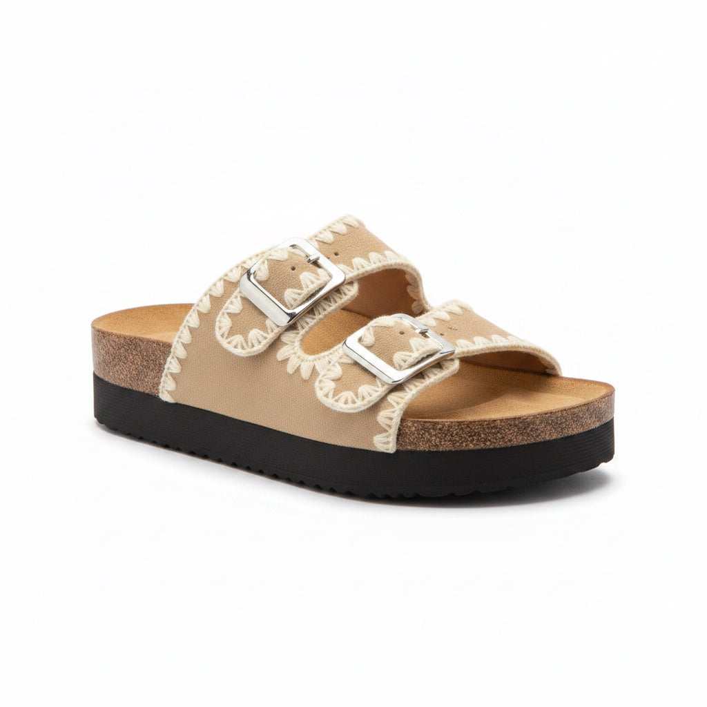Sandalia Bio Beige con Doble Hebilla y Detalle Bordado | Comodidad y Estilo 8486-02