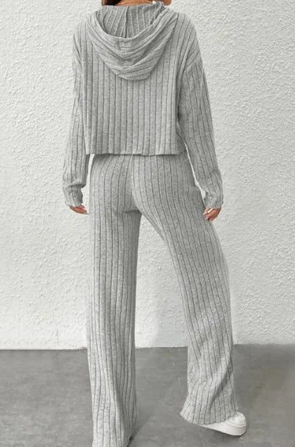 Conjunto con Capucha Simple para Mujer