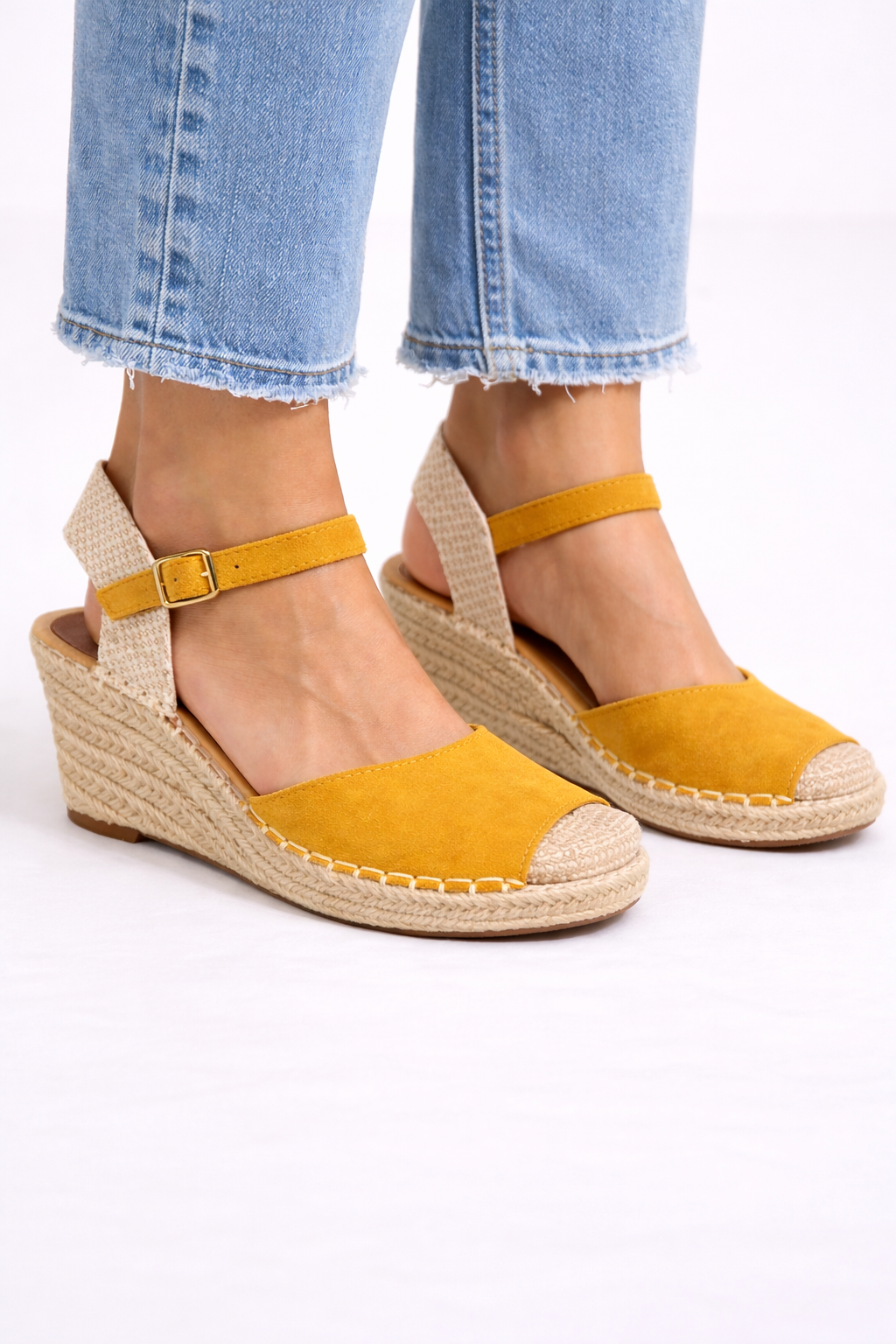 18€!!! Alpargatas Cuña Mostaza con Esparto – Elegantes y Cómodas para Mujer J911