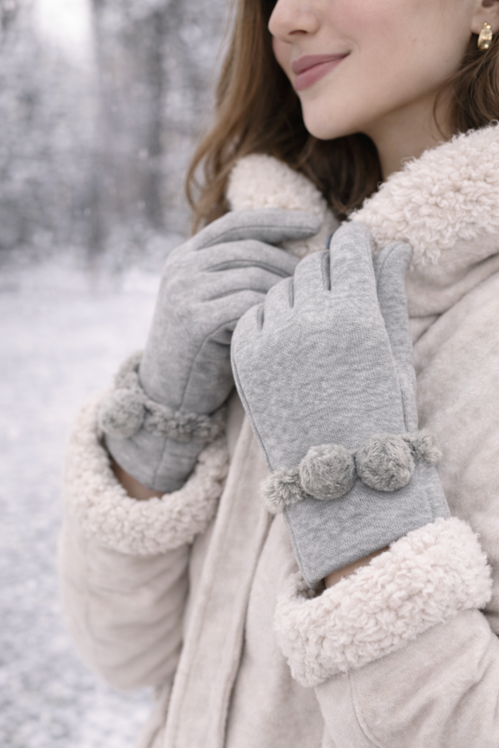 Guantes de Mujer Abrigados con Pompón Fijo – Suaves, Elegantes y Cómodos