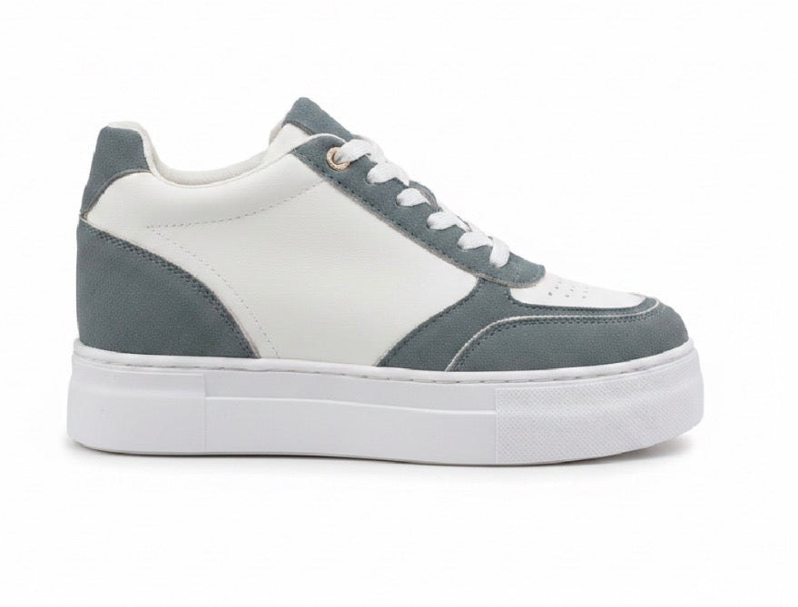 Deportiva Mujer con Cuña Interior y Plataforma – Gris y Blanco C666
