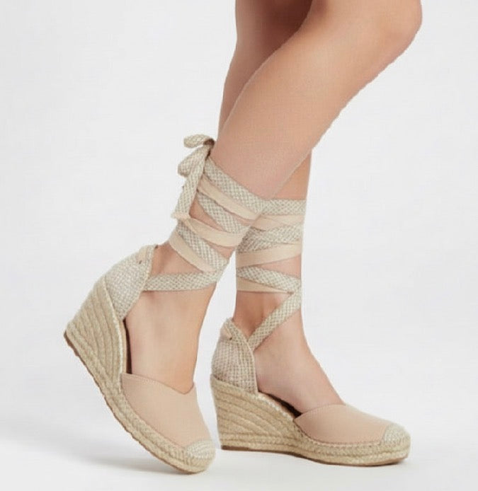 Alpargatas Cuña Camel con Cintas – Estilo Romano, Elegantes y Veraniegas YZ21-106