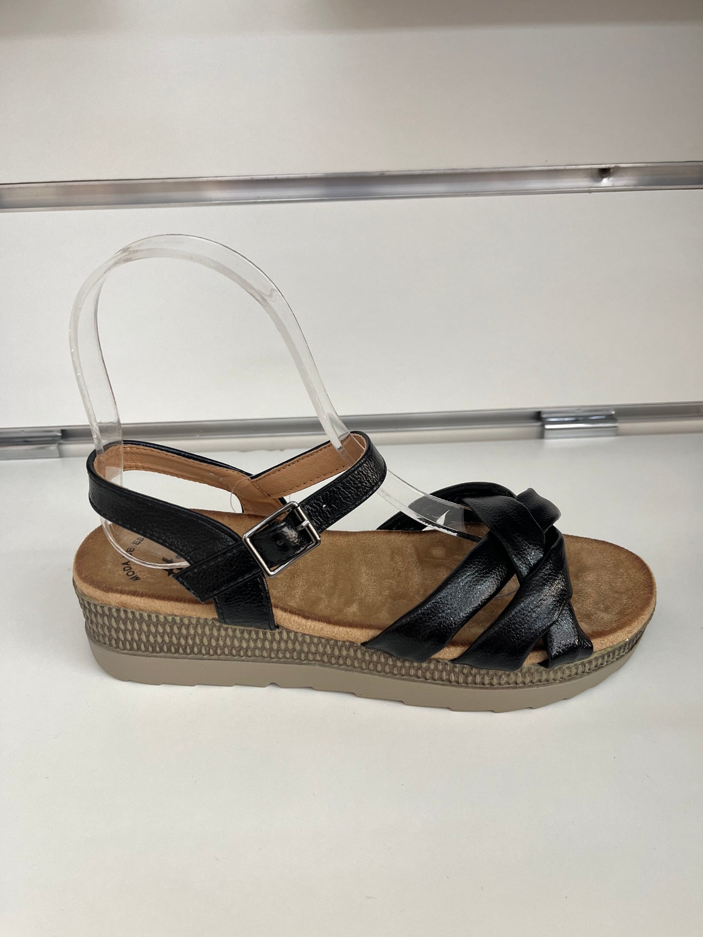 SANDALIA PLANA COMODA H0117