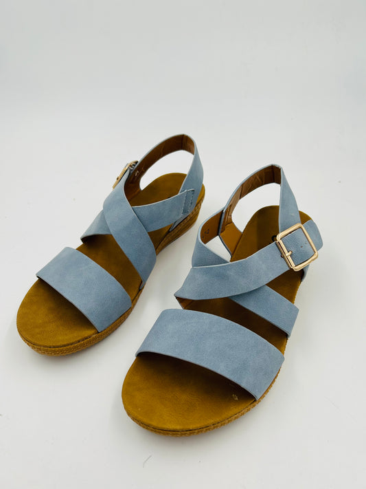 SANDALIA CON CUÑA LT-2