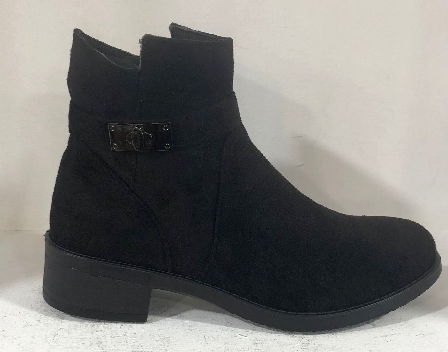 BOTIN 8817